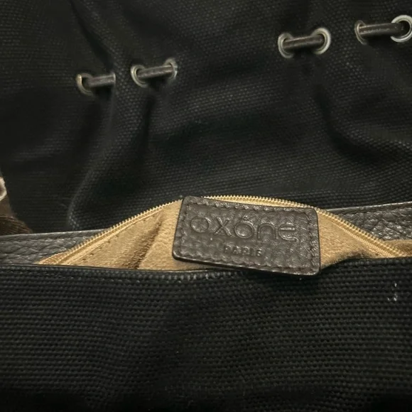 Oxone Paris Crossbody Bag - Picture 8 of 10